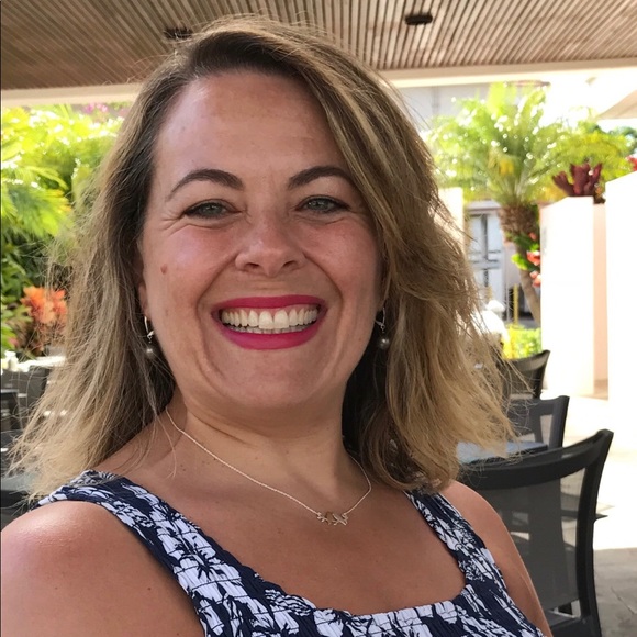 Meet your Posher, Michelle - Picture 1 of 1